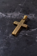 VINTAGE CROSS PENDANT - GOLD