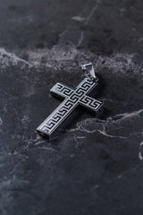 VINTAGE CROSS PENDANT - SILVER